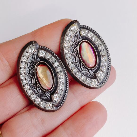 Vintage Nuri Earrings Silver Tone Shell Cabochon Art Nouveau Style 1980s Pierced - Picture 2 of 8